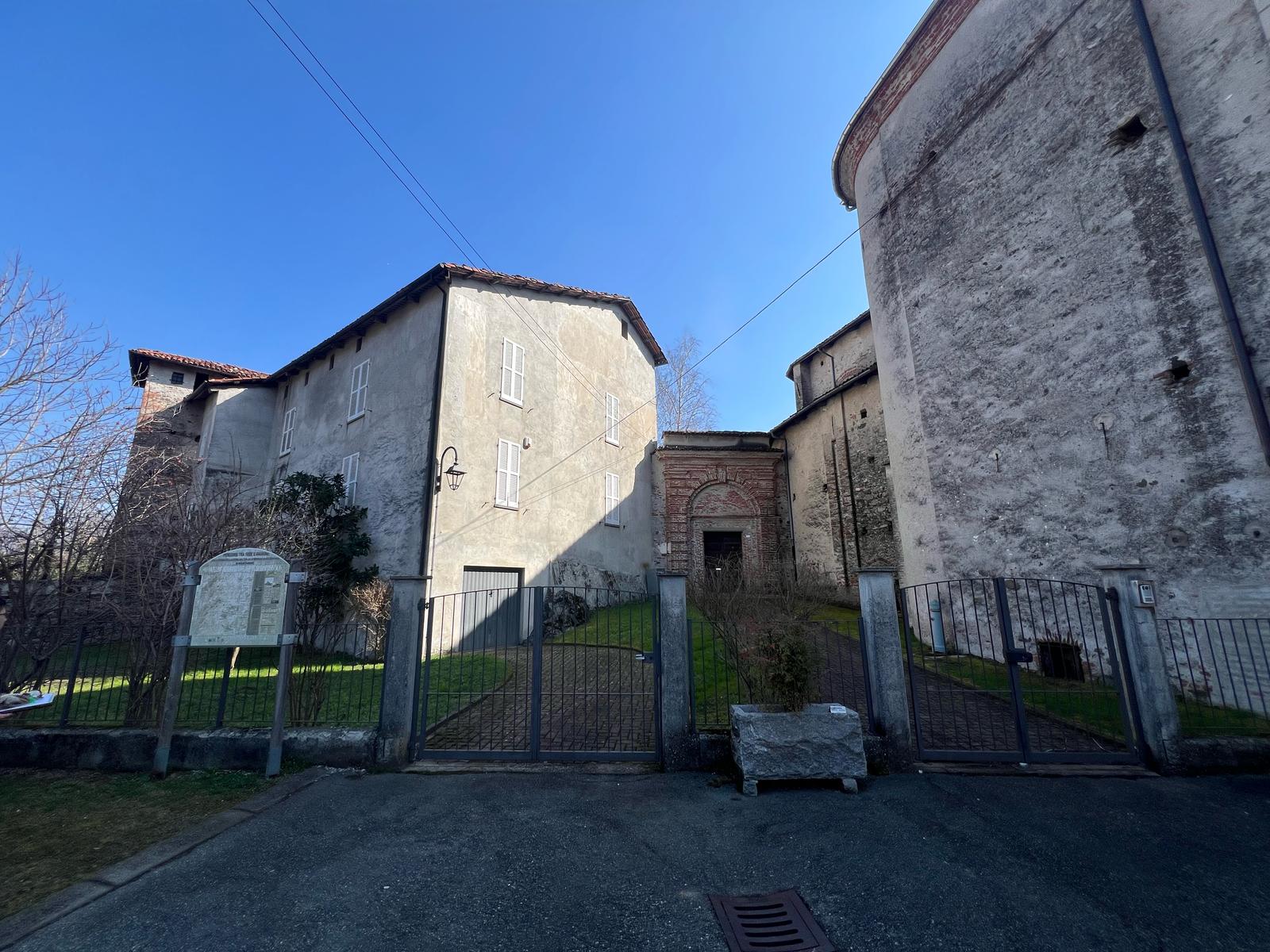 CASTELLO DI FIORANO CANAVESE